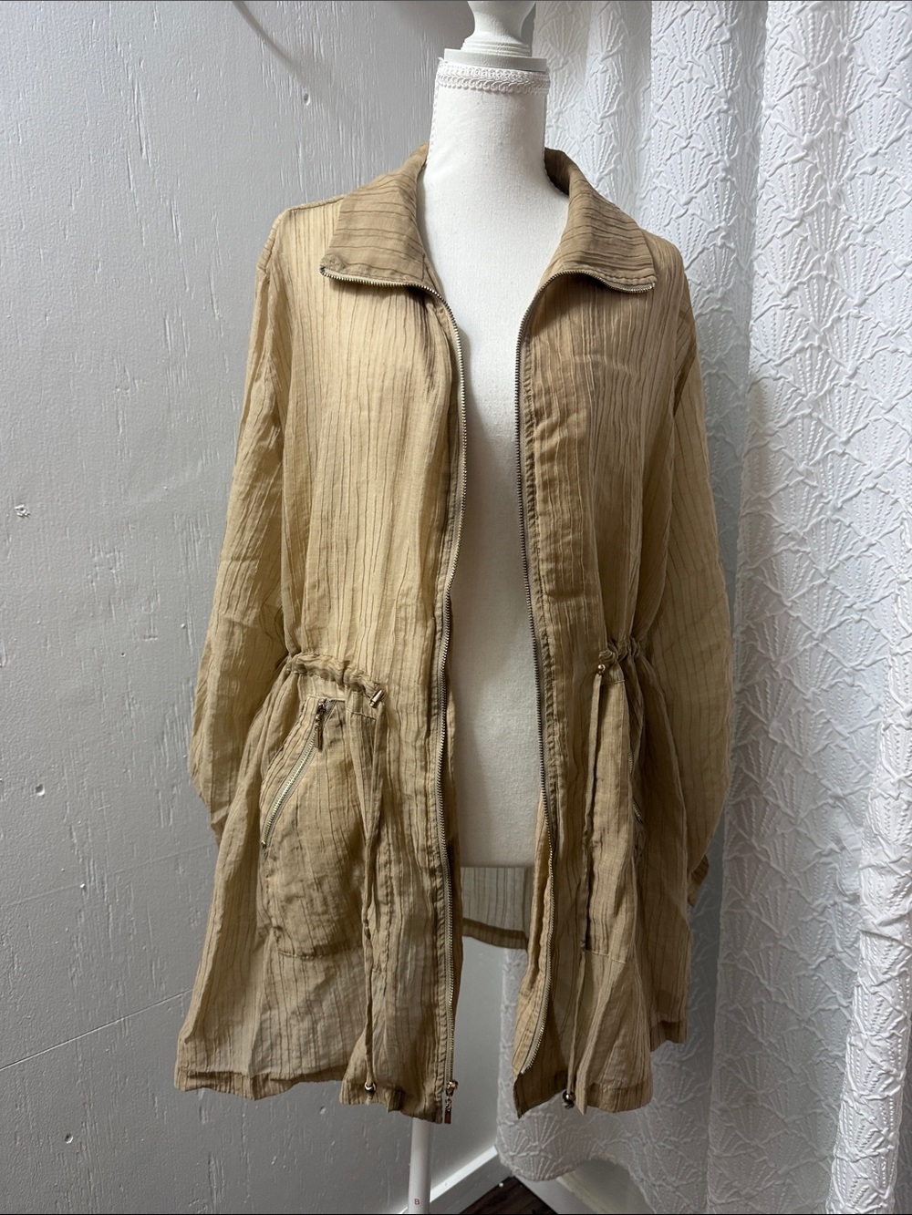 Casual Drawstring Utility Jacket in Tan